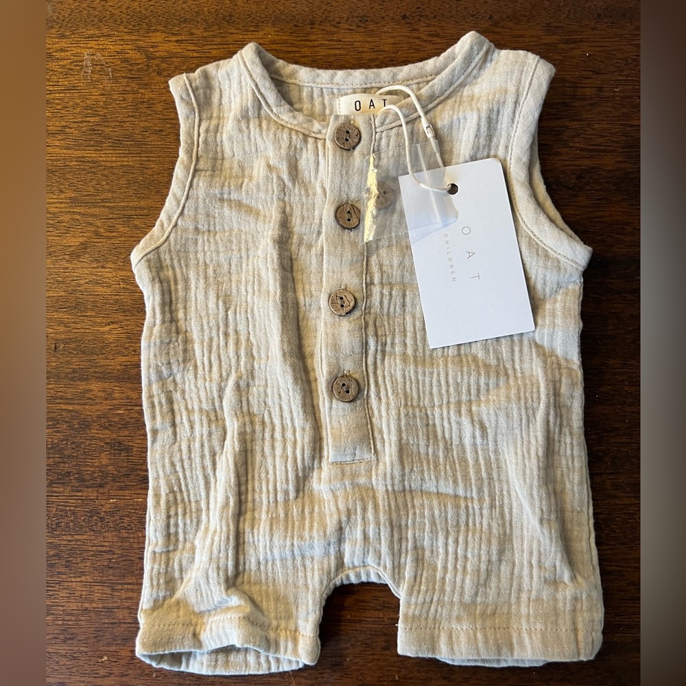 Oat baby romper